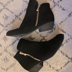 Black Ankle Boot🖤 - Worn Once!